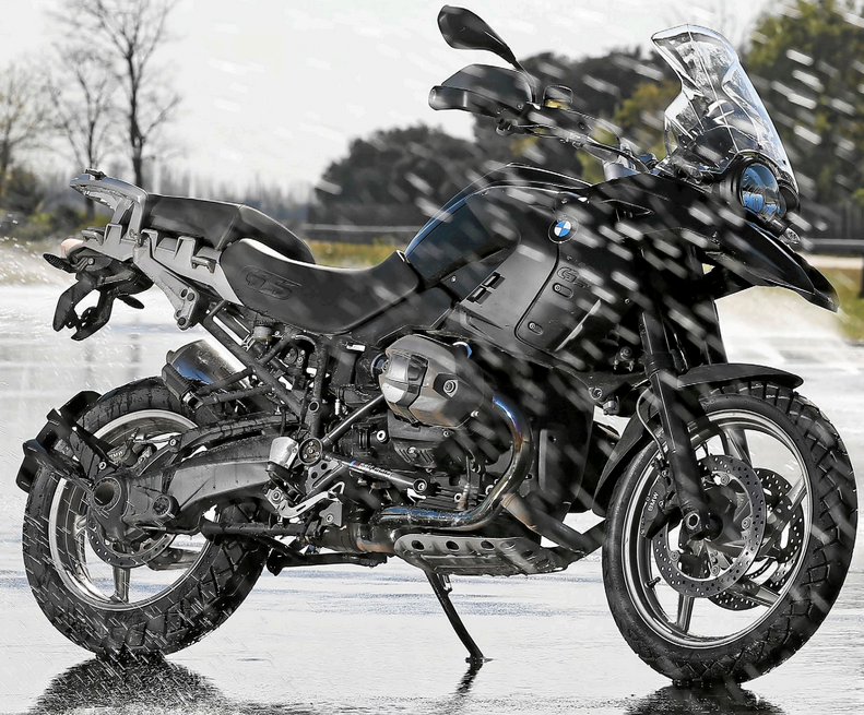 เมื่อจับ BMW R 1200 GS มาทดสอบยางแนว Adventure