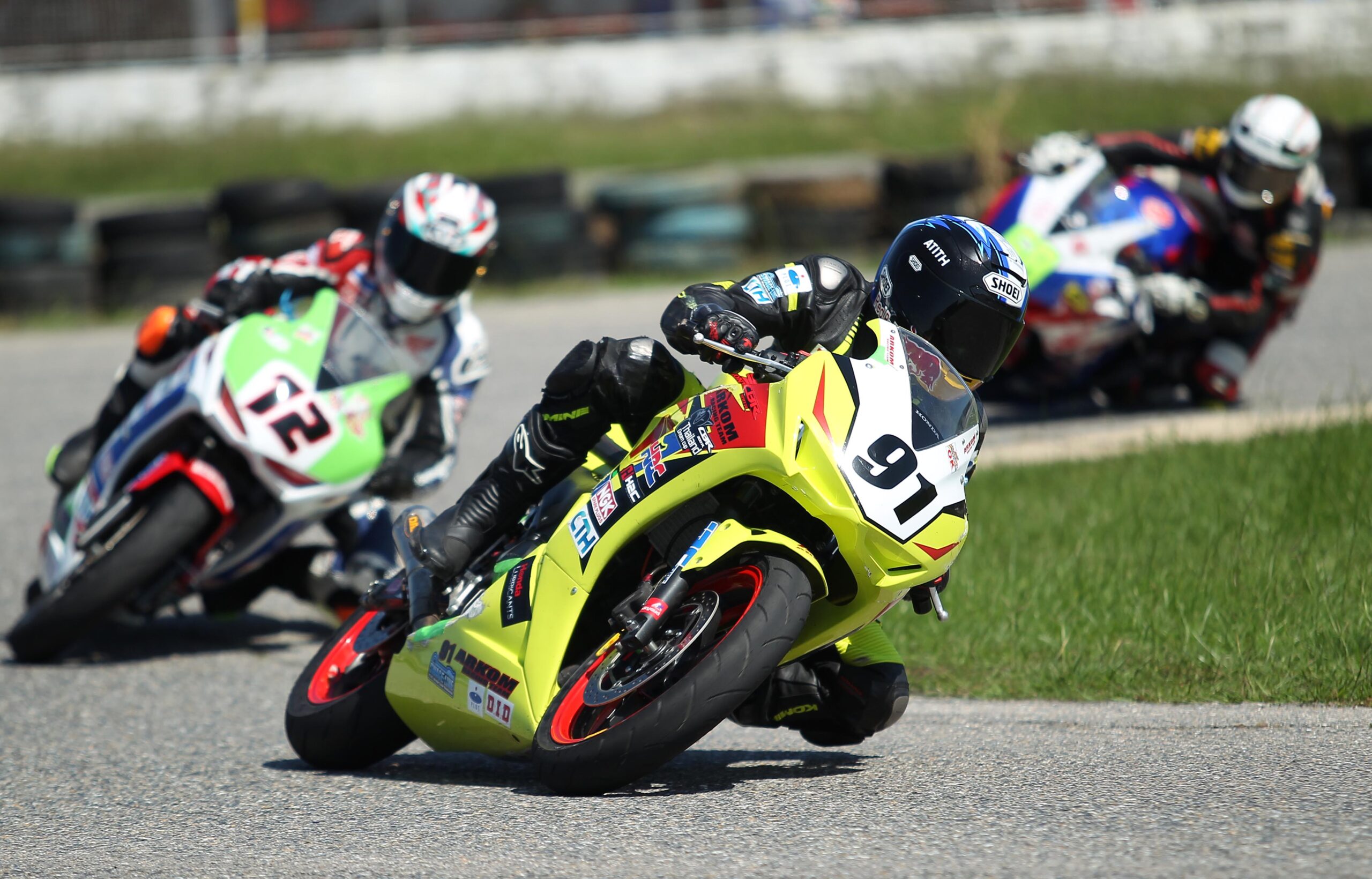 “อธิศ” ซิ่งยึดแชมป์สนามที่ 6 ศึก CBR 300R Thailand Dream Cup