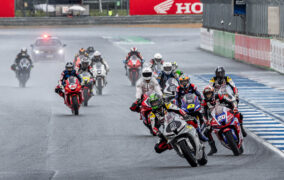 เกมพลิก!  NEXZTER BRIC Superbike แลกกันสุดมันส์ “อนุชา” โชว์เก๋า ซิ่งแทร็กฝนคว้าชัยรุ่นใหญ่เปิดหัวฤดูกาล